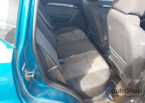 2009 Pontiac G3 z USA, uszkodzony, nr VIN KL2TD66E39B663977